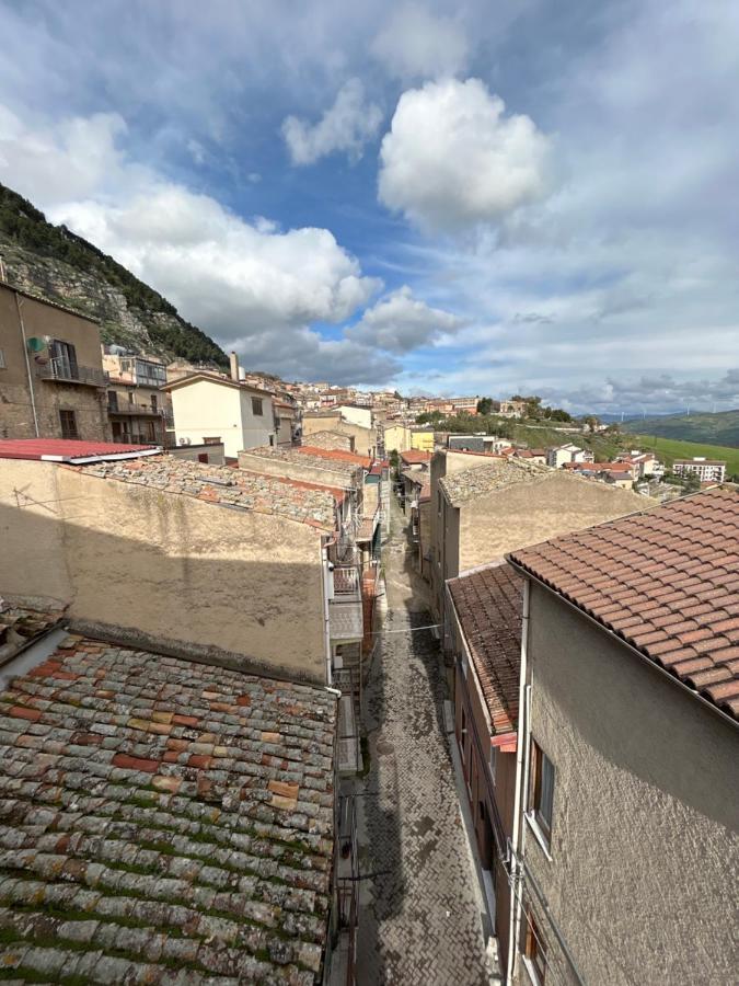 Casa Paradiso Castronuovo di Sicilia Exteriör bild